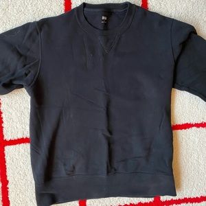 Black UNIQLO Crewneck Sweatshirt